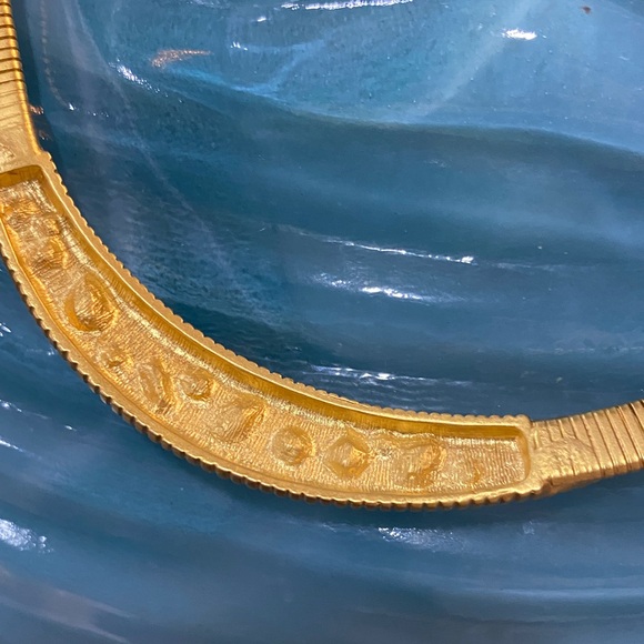 Vintage 20 inch Necklace - Picture 5 of 6